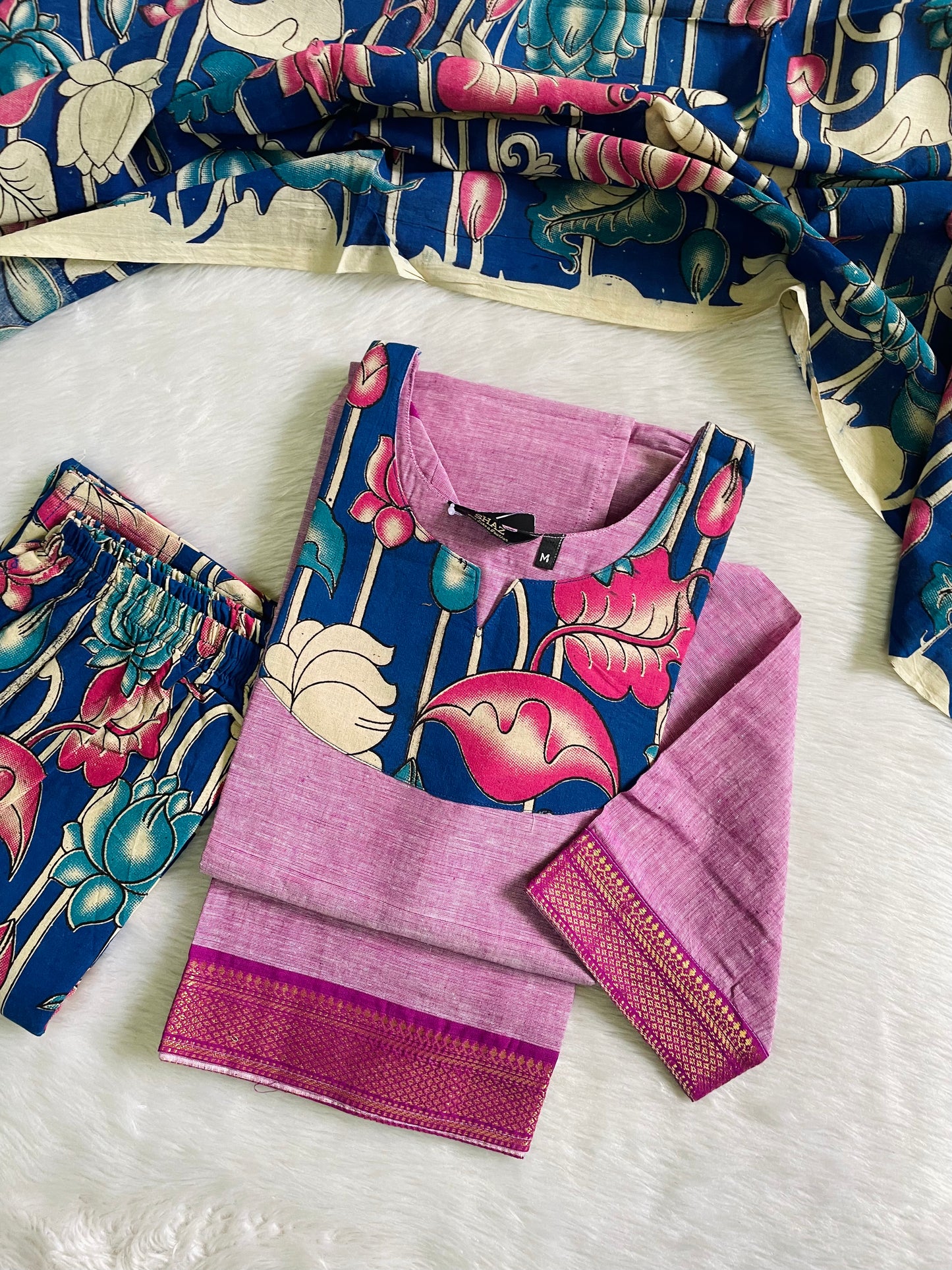 Mangalgiri Cotton with Kalamkari Design Kurta Sets (JOY41)