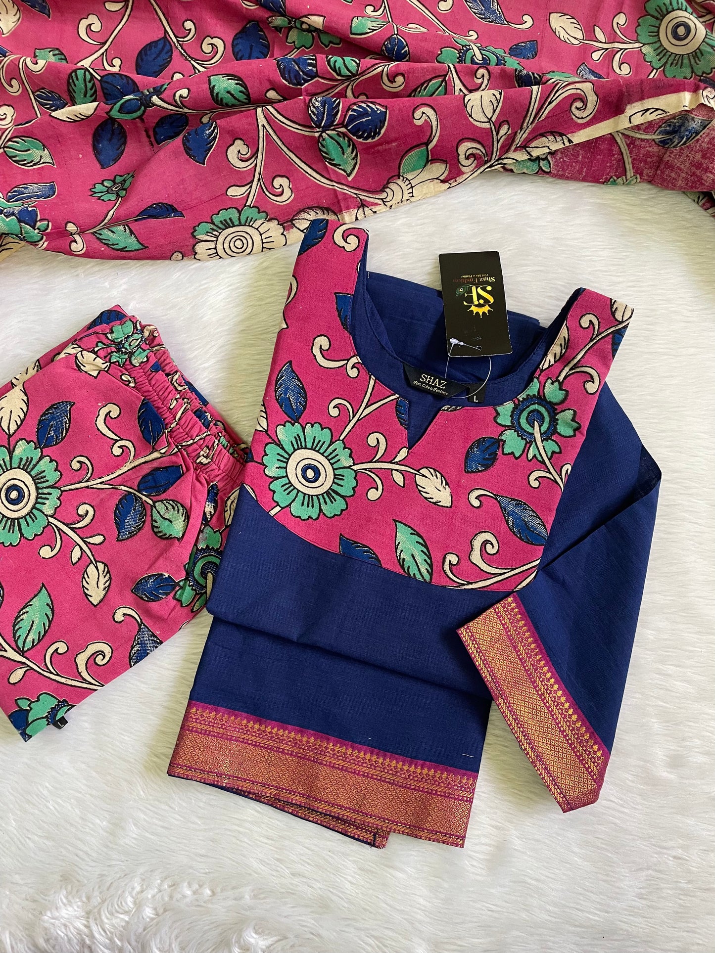 Mangalgiri Cotton with Kalamkari Design Kurta Sets (JOY41)