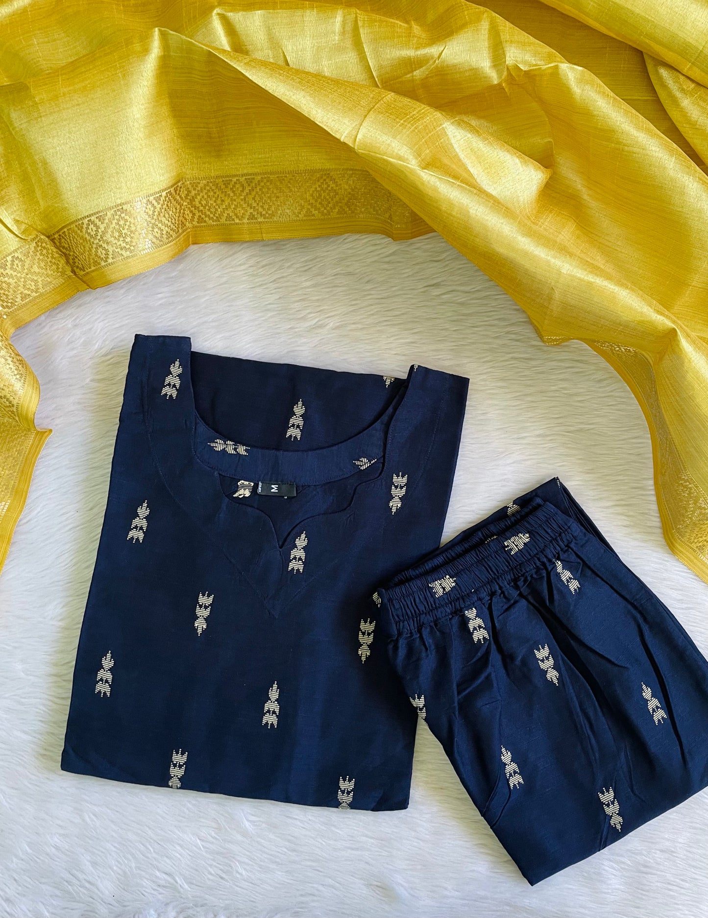 Premium Raw Silk Kurta Sets (JOY047) (DB)