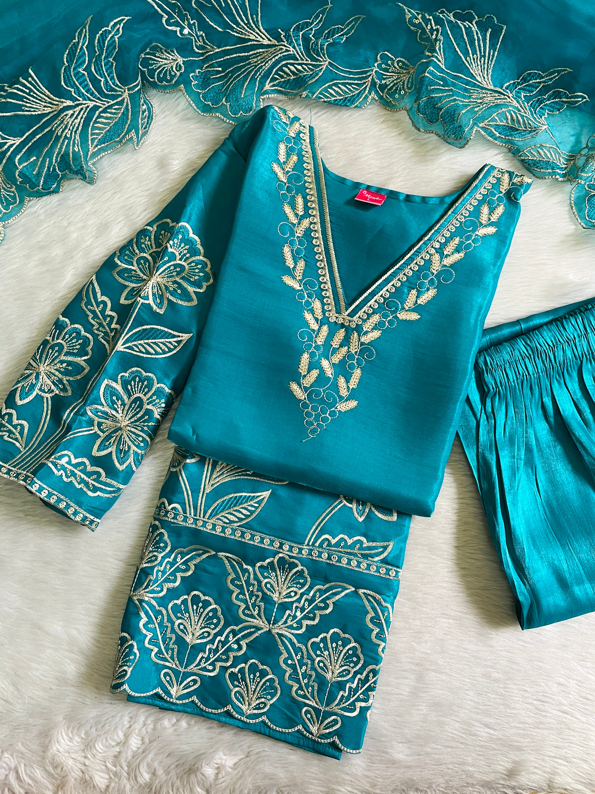 Festive Wear Kurta Sets with Lining (JOY069)