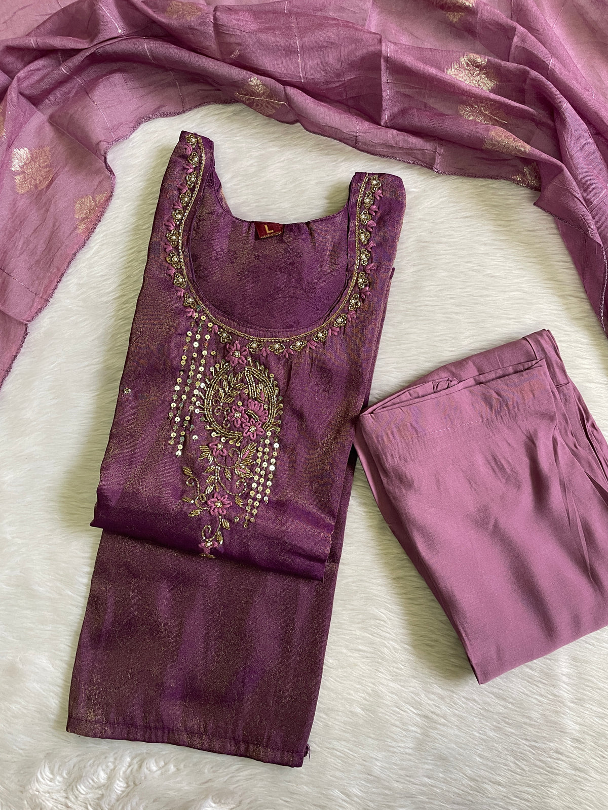Festive Wear Kurta Sets with Lining (JOY069)