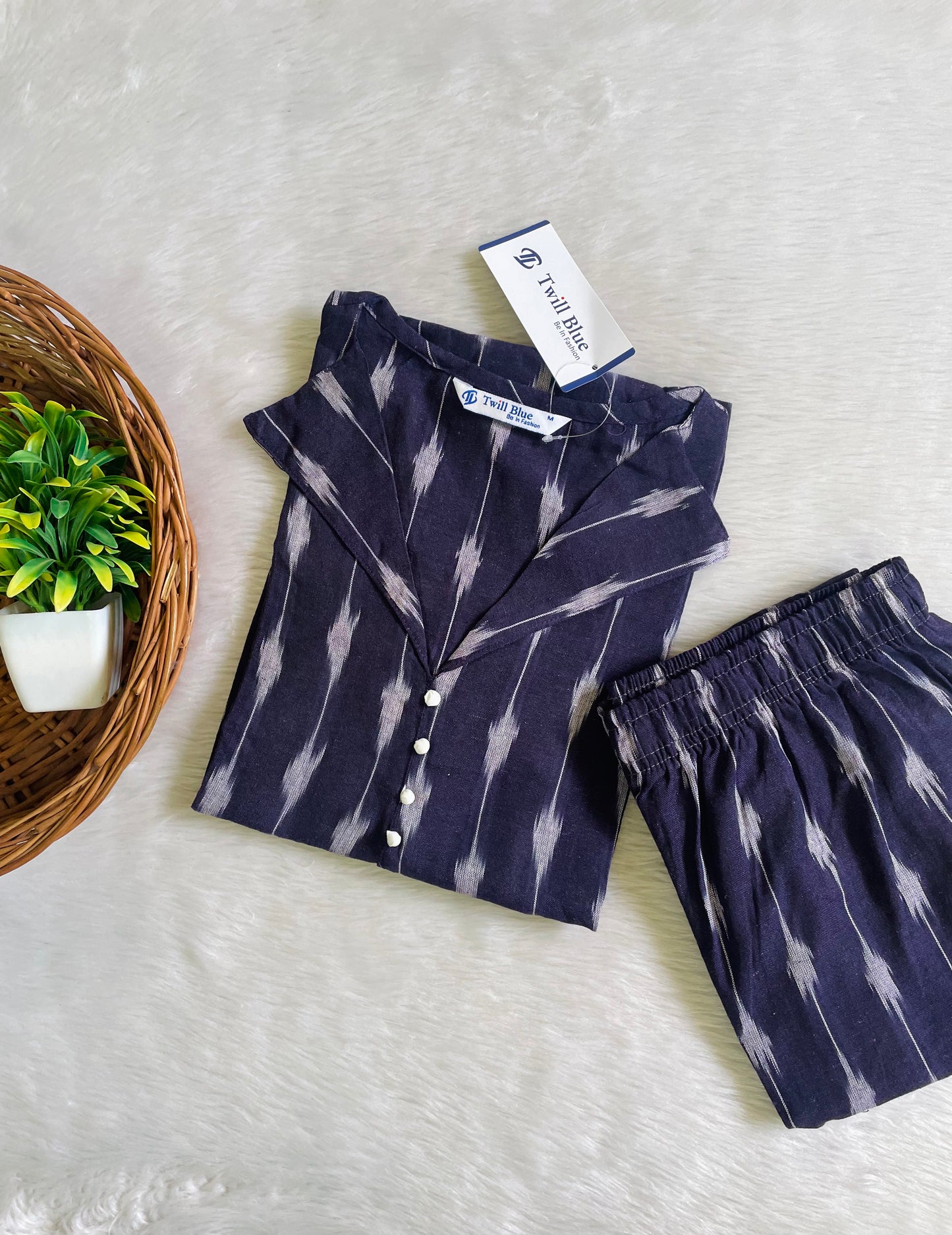Premium Handloom Ikkat Co-ord Set (JOY023)