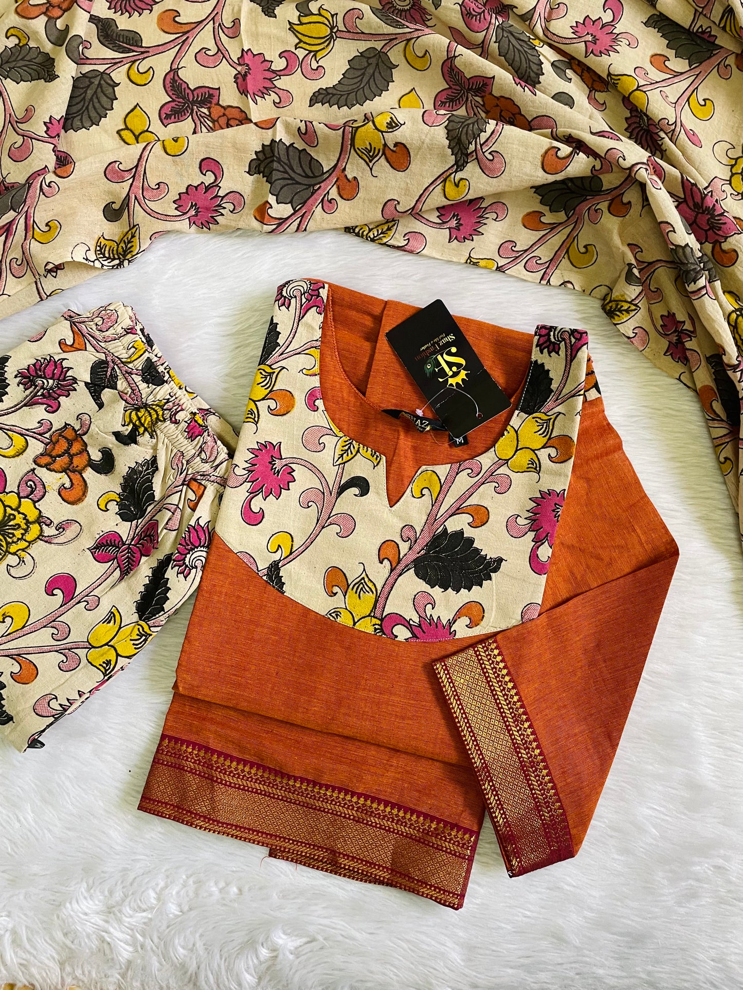 Mangalgiri Cotton with Kalamkari Design Kurta Sets (JOY41)
