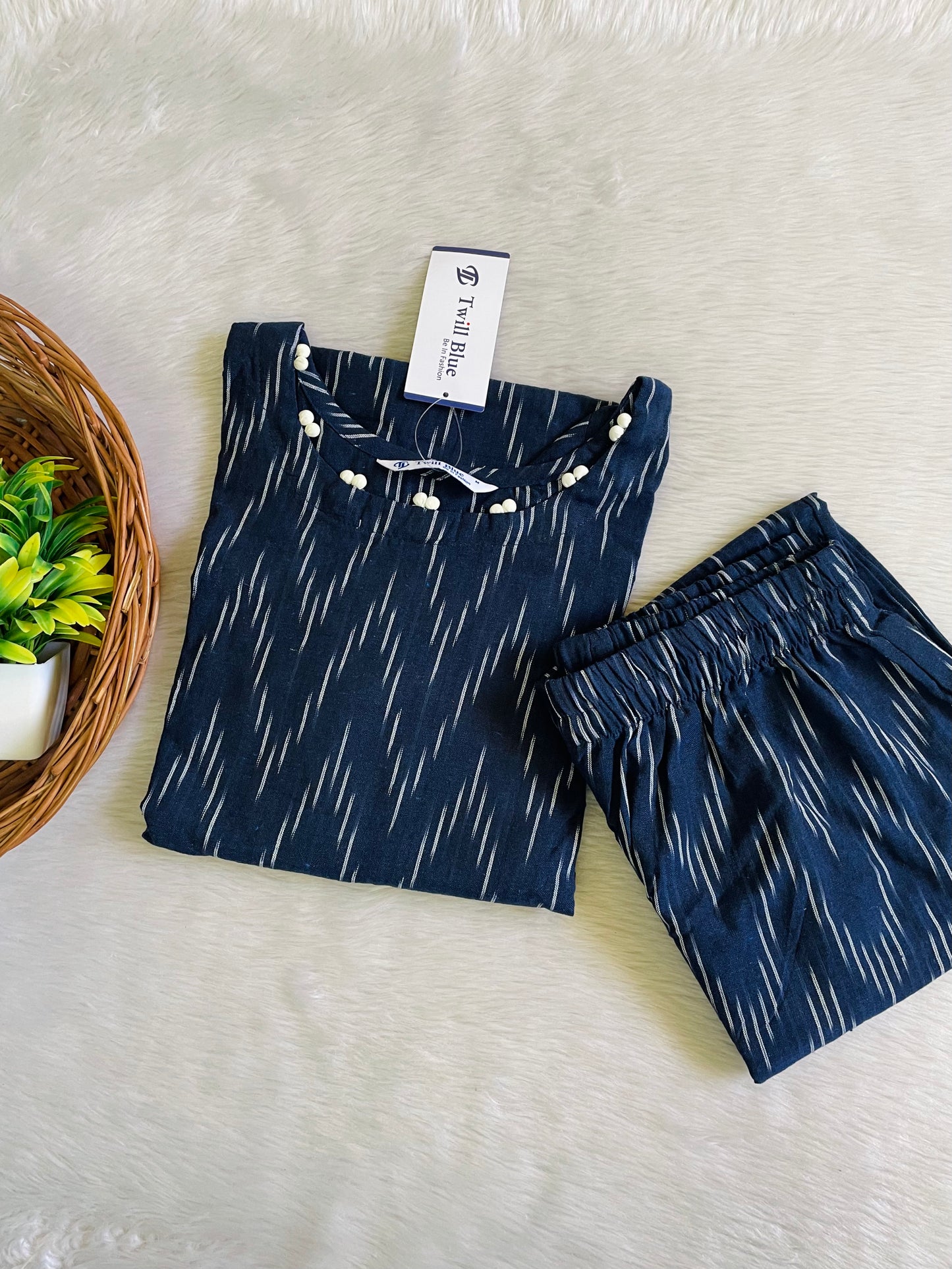 Premium Handloom Ikkat Co-ord Set (JOY044)