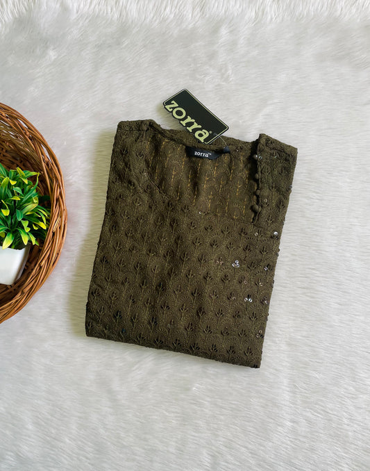 Hotselling Chikankari Kurtis