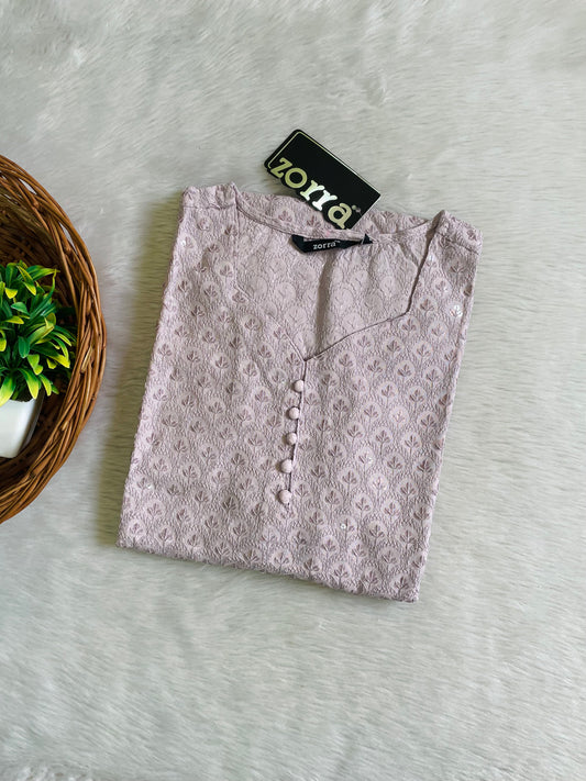 Hotselling Chikankari Kurtis