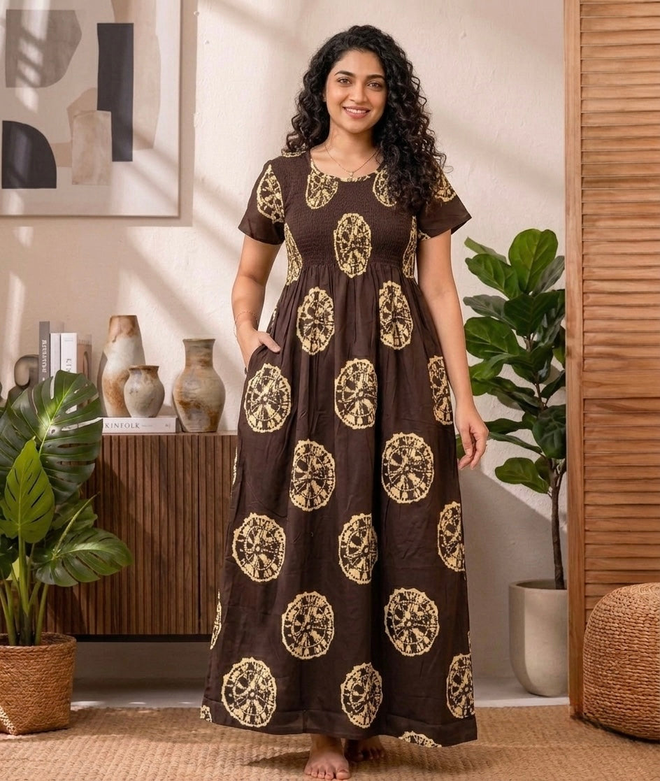 Smokey Model Nighty (Brown)
