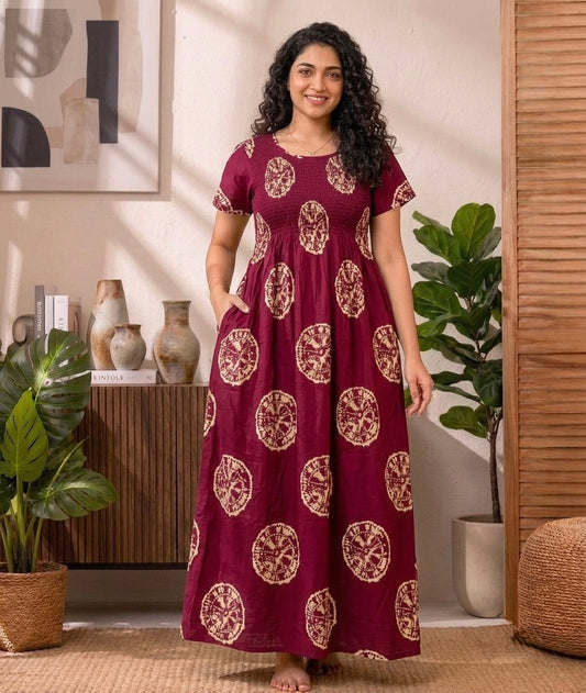 Smokey Model Nighty (Red)