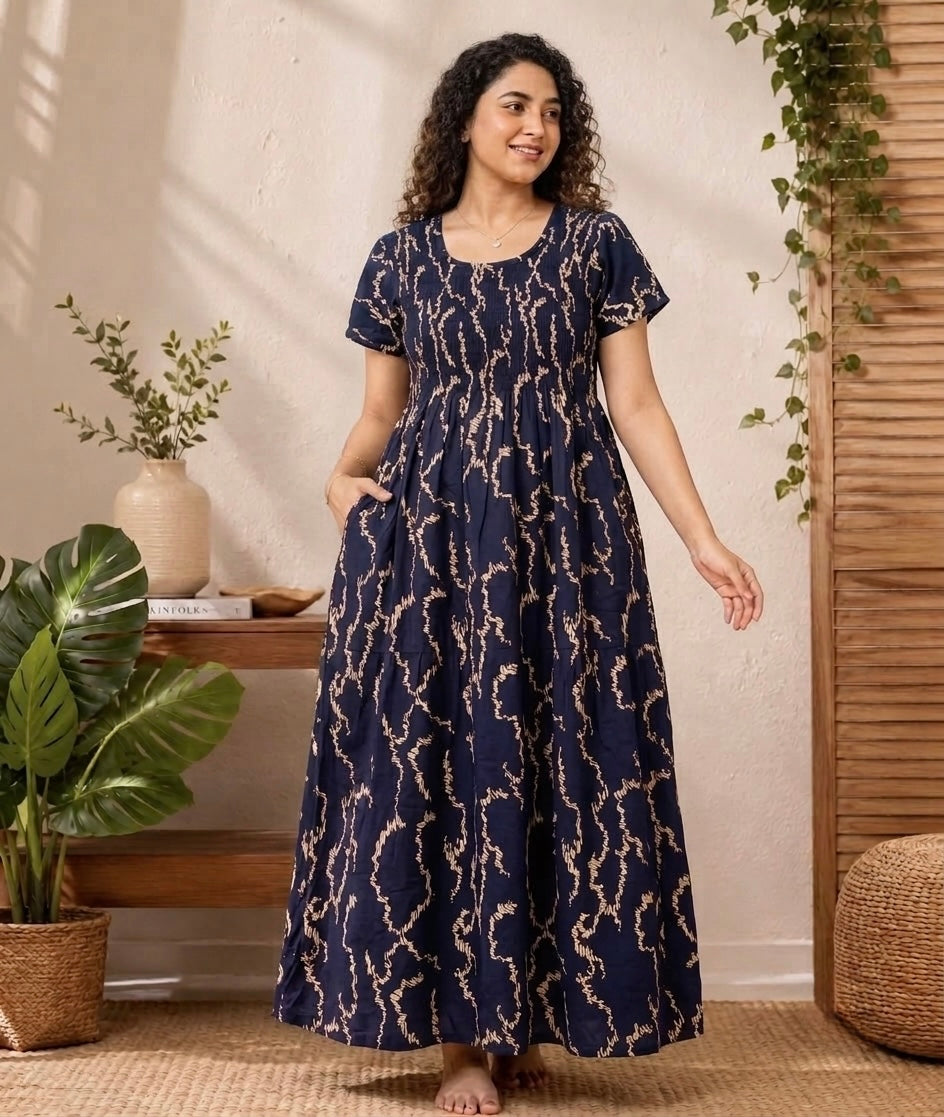 Smokey Model Nighty (Blue)