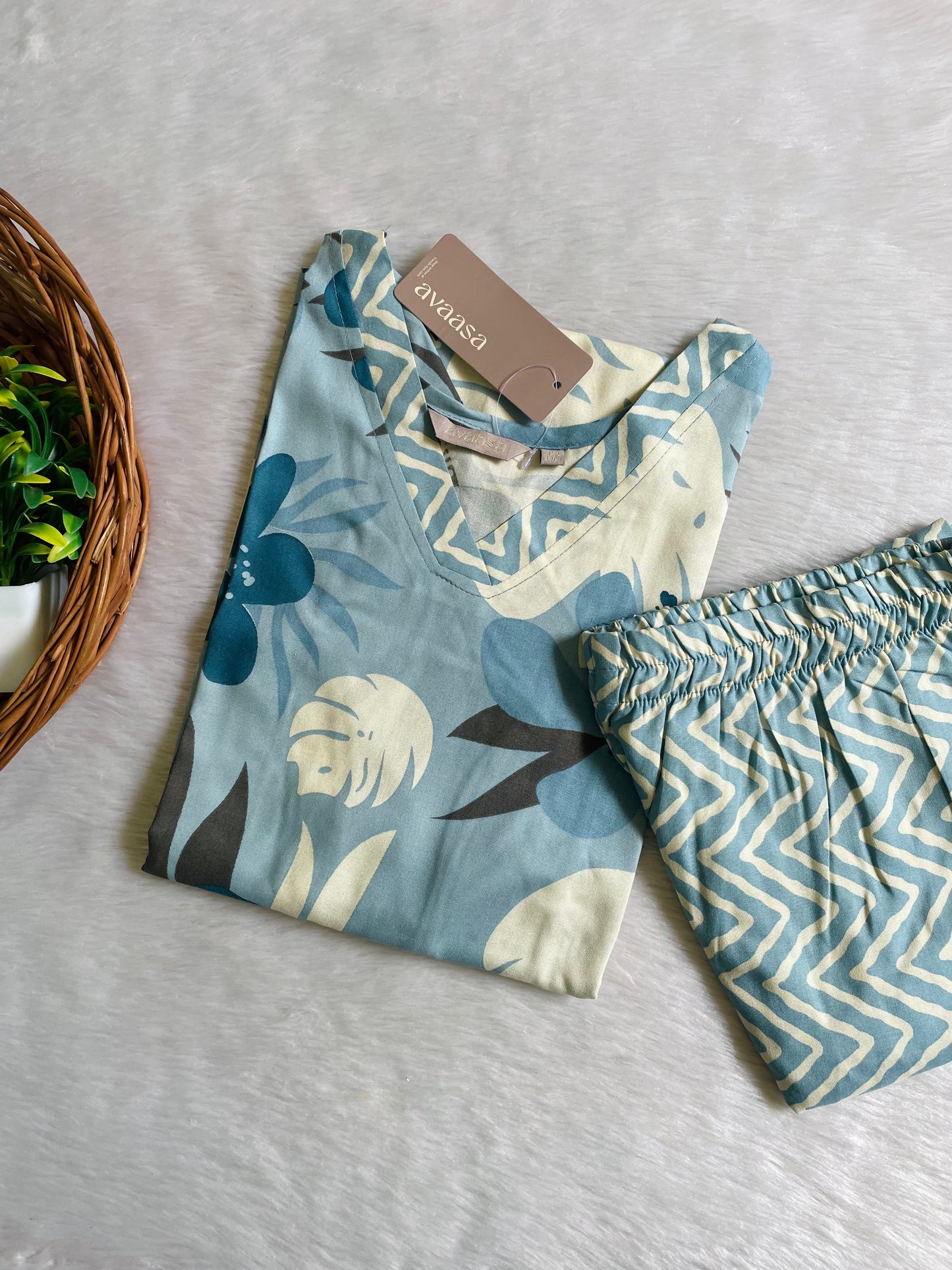 Avaasa Kurta Pant Sets