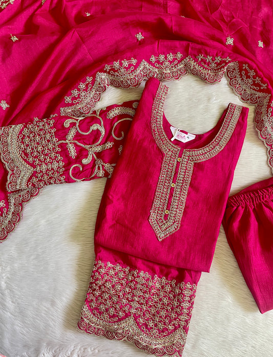 Festive Wear Kurta Sets with Lining (JOY069)
