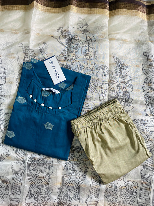 Premium Festive Buta Silk Kurta Sets(JOY006)