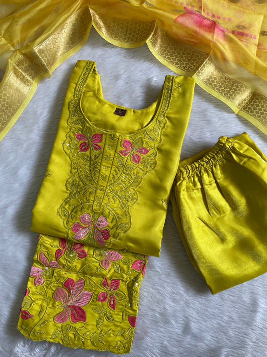Festive Wear Kurta Sets with Lining (JOY069)