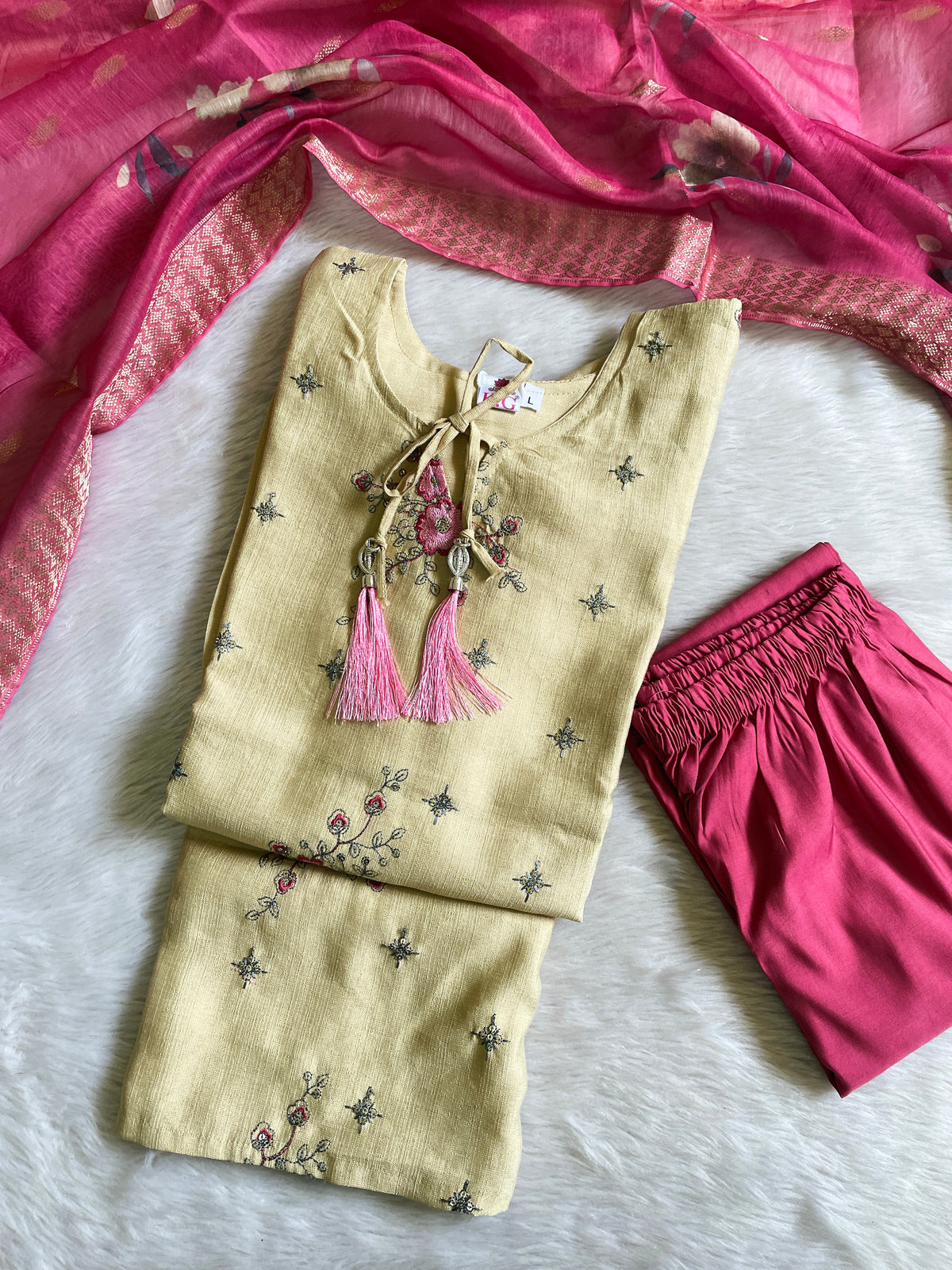 Festive Wear Kurta Sets with Lining (JOY069)