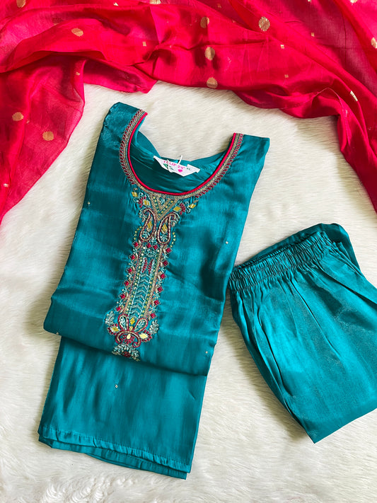 Festive Wear Kurta Sets with Lining (JOY069)