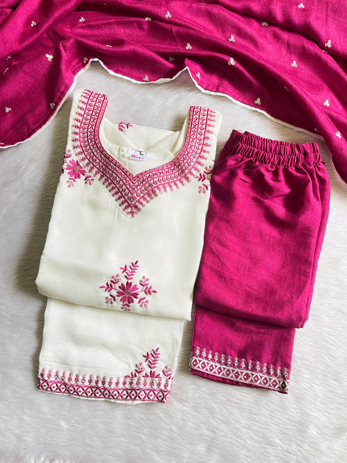 Festive Wear Kurta Sets with Lining (JOY069)