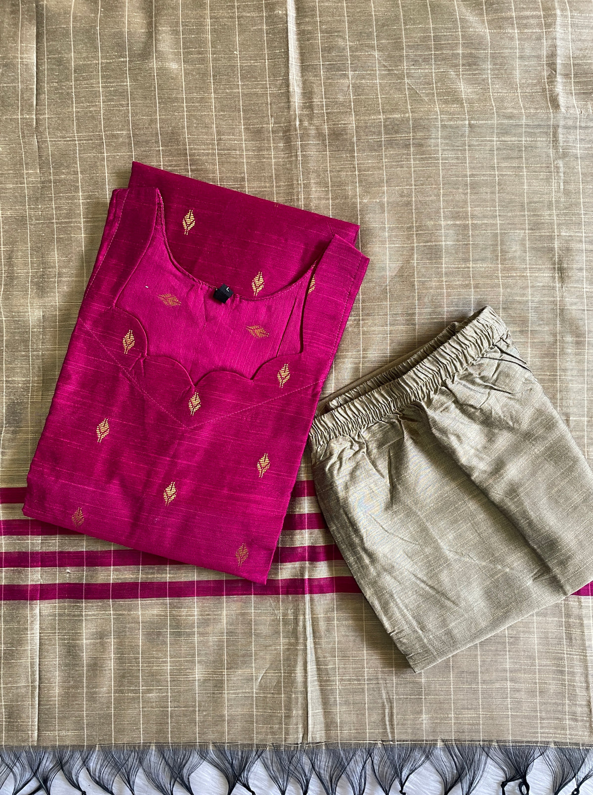 Premium Raw Silk Kurta Sets (JOY047)